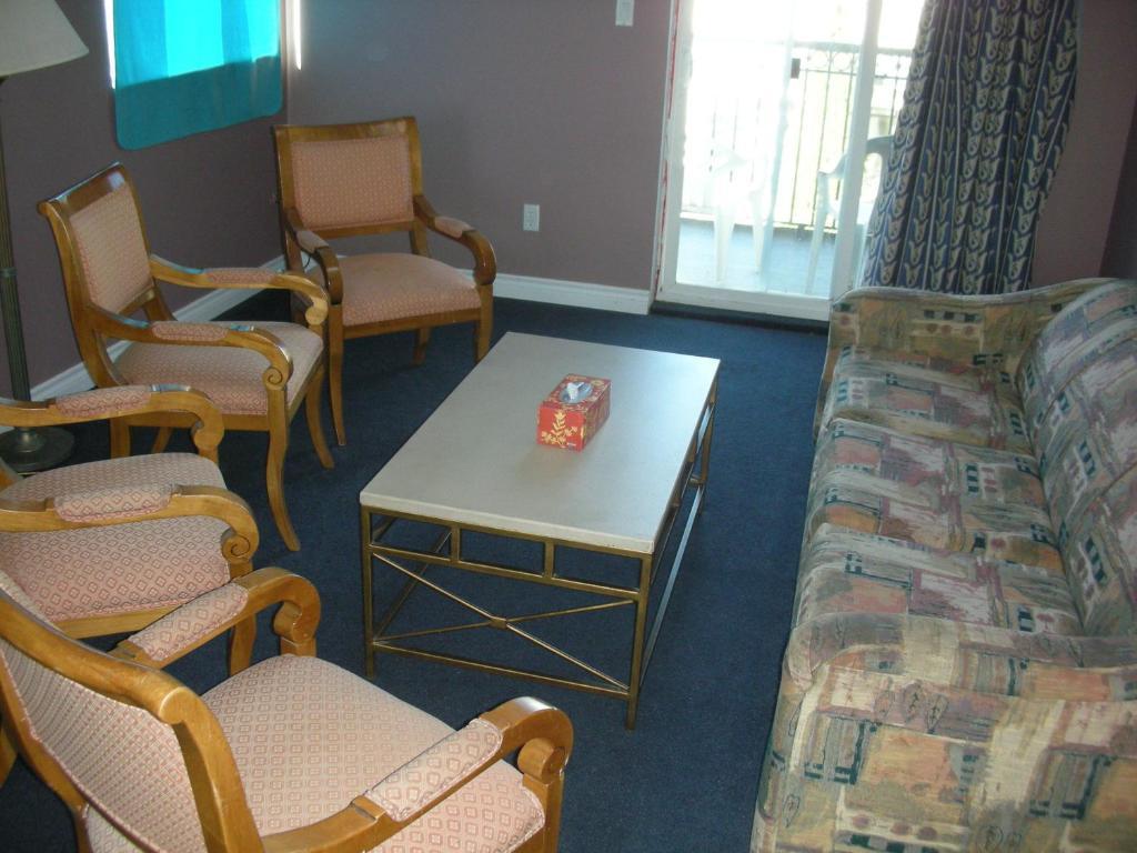 Cache Creek Inn Quarto foto