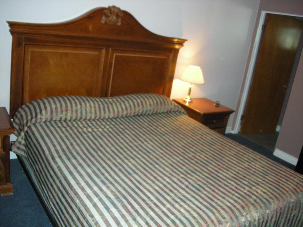 Cache Creek Inn Quarto foto